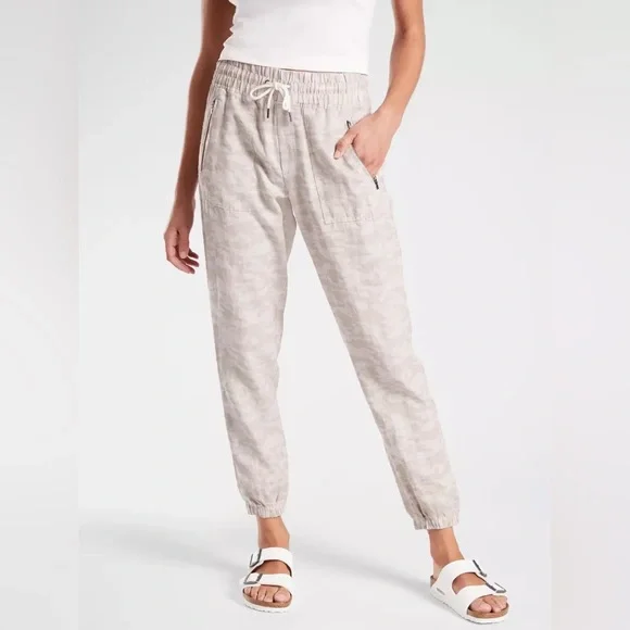 ATHLETA Cabo Tide Linen Jogger. Cream Camo. Size 6T - Picture 1 of 6